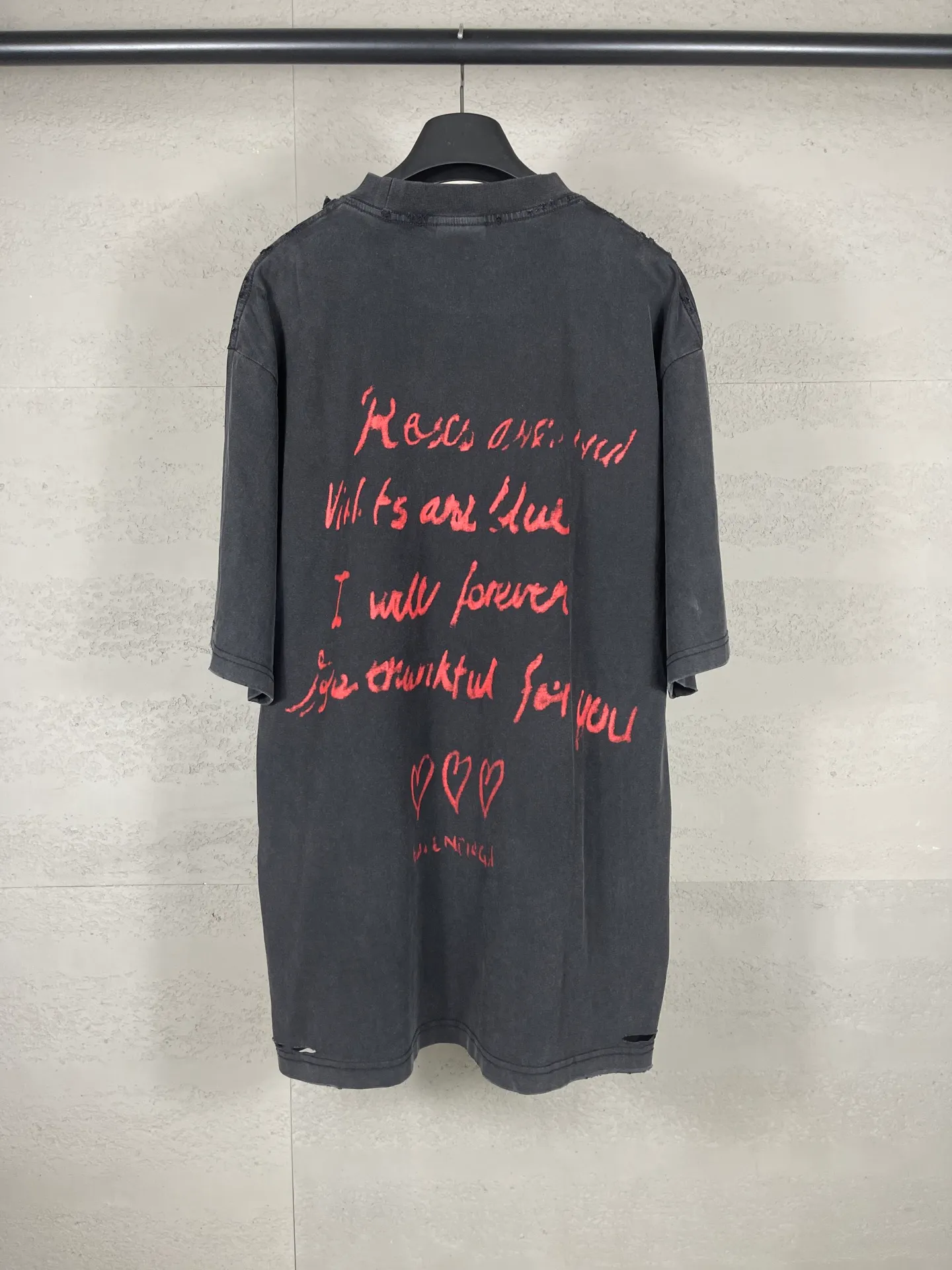 【 . Quality】BALENCI*GA/ .SS 25 New Arrival， 。 T . . Authentic ， ！ 。 ZP 。 260 ， . ， ，。 。 . ， 。 OS . Same Style ：BL 253661 ： ， Size：XS S M L
